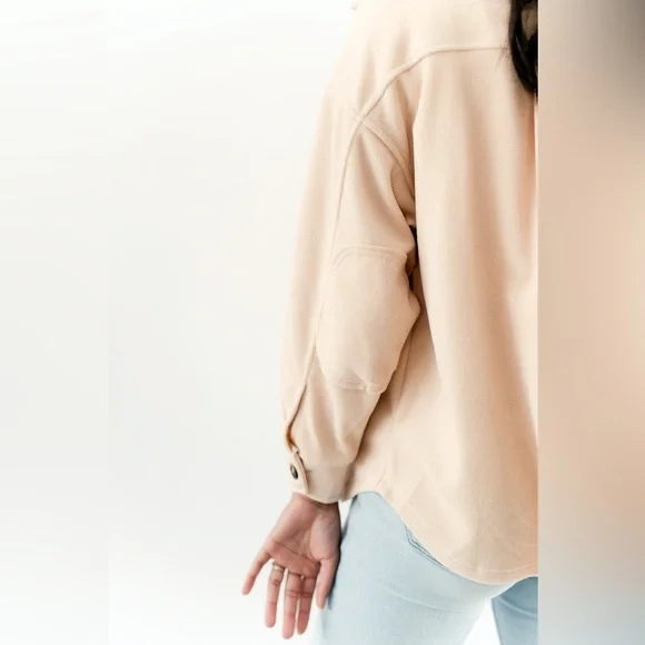 Zenana All About the Fleece Lightweight Button-Down Shacket soft peach medium - Picture 5 of 5